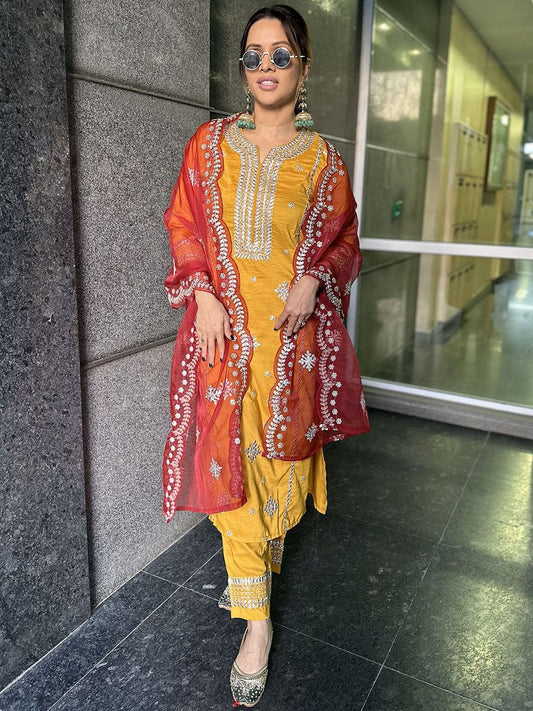 Dhiyona IE Ethnic Motifs Embroidered Gotta Patti Kurta with Trousers & Dupatta