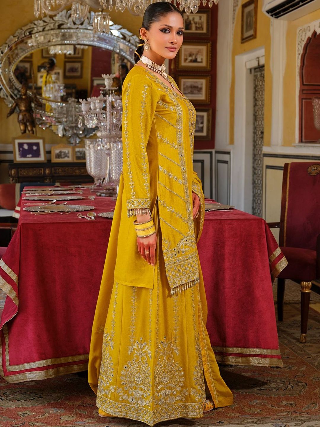 Women Ethnic Motifs Embroidered Regular Thread Work Kurta with Palazzos & With Dupatta