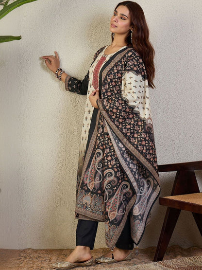 Ethnic Motifs Printed Round Neck Pure Cotton Kurta With Trousers & Dupatta
