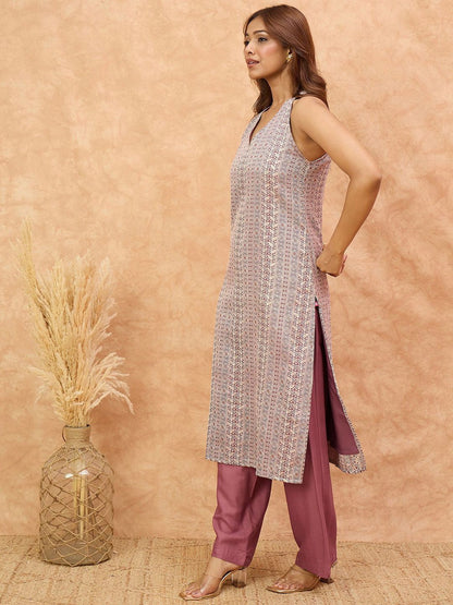 Dhiyona VA Women's Regular Kurta with Trousers