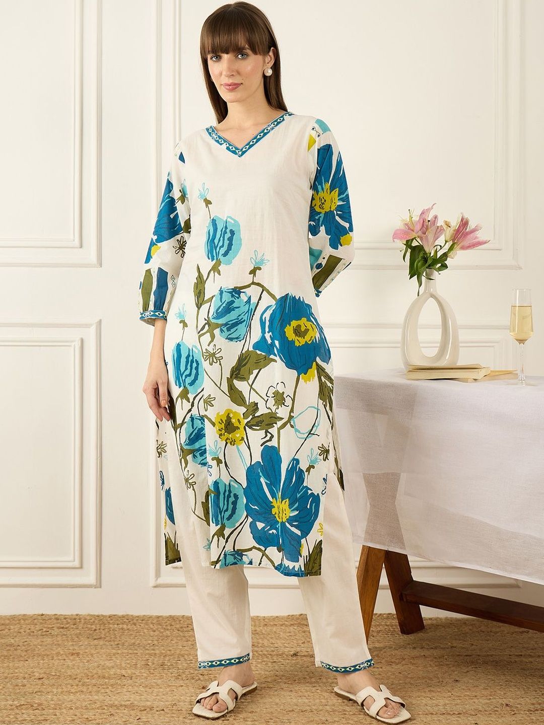 Women Floral Printed Regular Pure Cotton Kurta with Trousers & With Dupatta