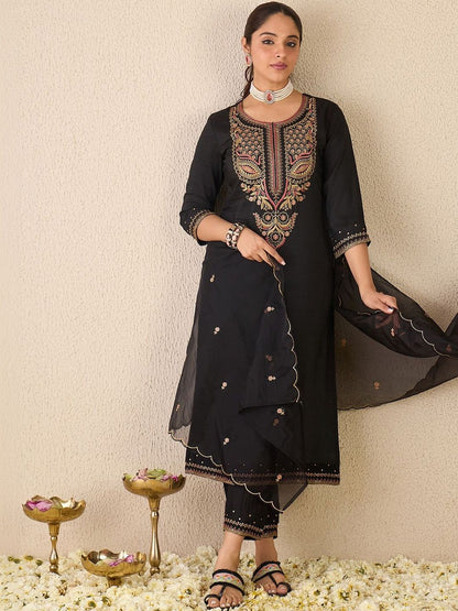 Women Ethnic Motifs Embroidered Regular Thread Work Pure Cotton Kurta with Trousers & With Dupatta