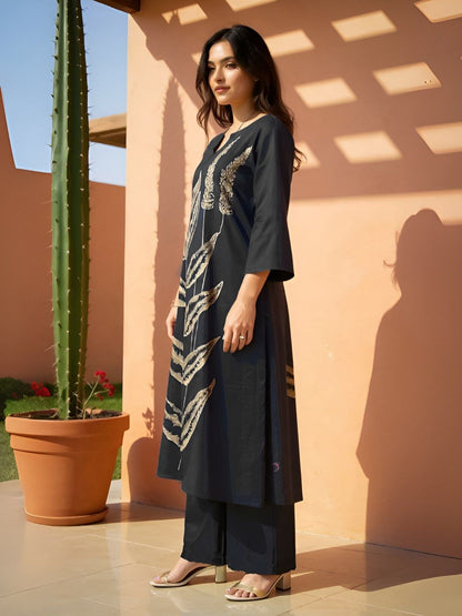 Women Floral Embroidered Regular Thread Work Pure Cotton Kurta with Trousers