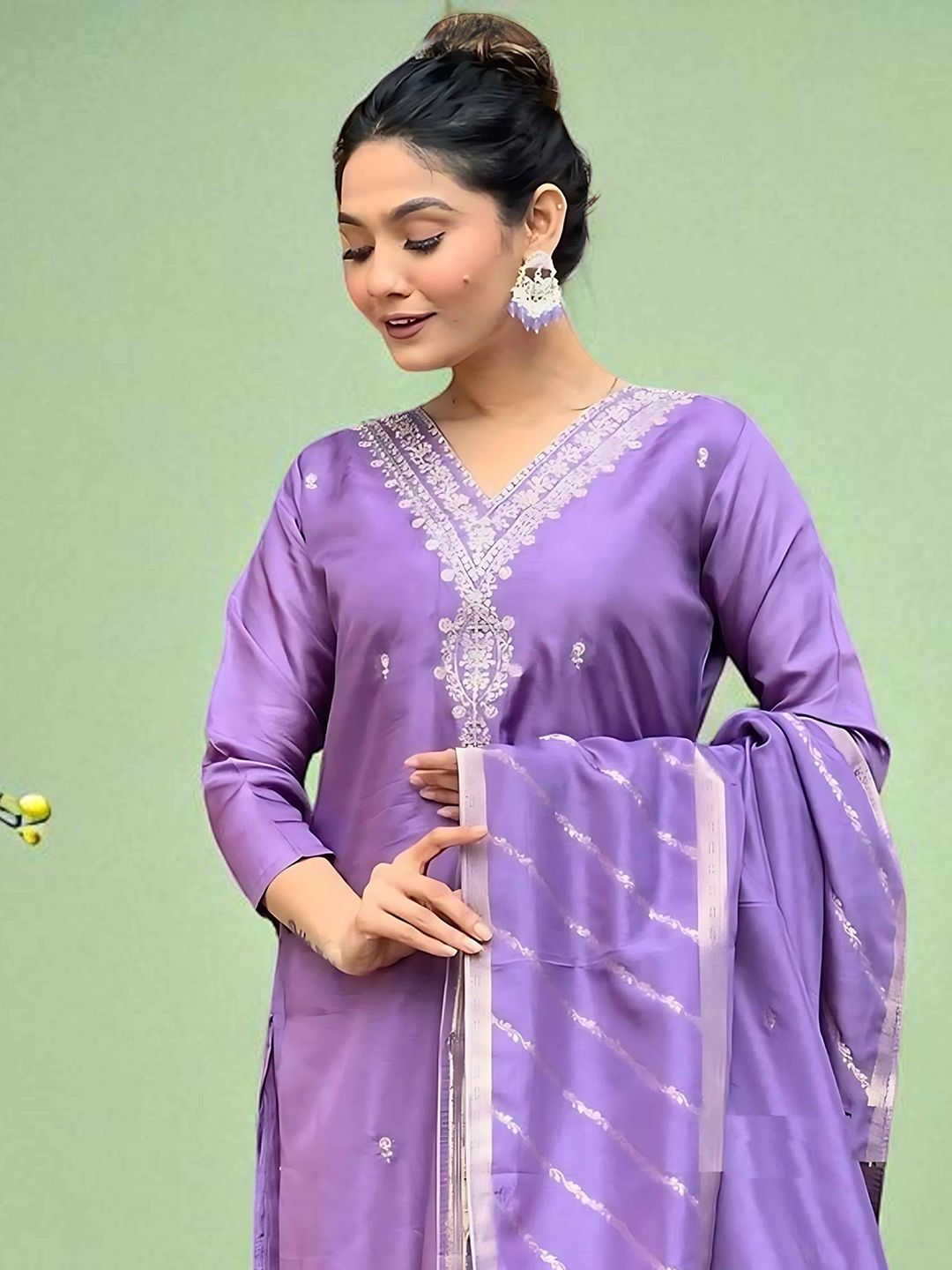 Dhiyona SN Women's Floral Embroidered Cotton Kurta with Trousers & Dupatta