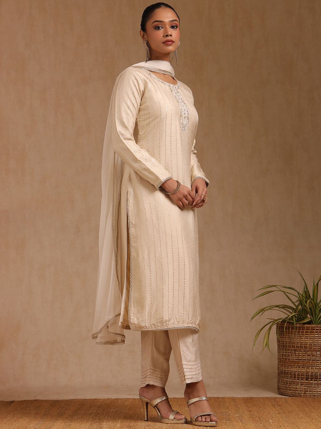 Dhiyona SO Women's Women Woven Design Embroidered Beads and Stone Kurta Set With Dupatta