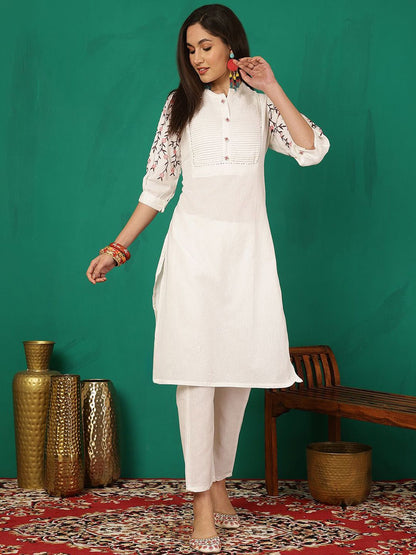 Dhiyona SN Women's Embroidered Mandarin Collar Cotton Kurta With Trouser