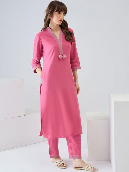 Women Regular Thread Work Kurta with Trousers