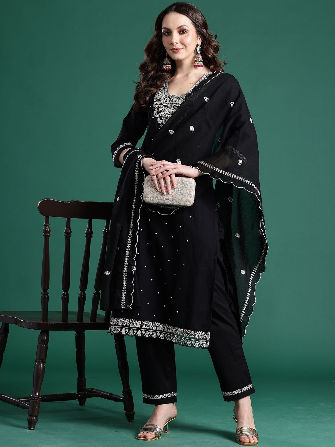 Dhiyona IE Women Ethnic Motifs Embroidered Straight Pure Cotton Kurta Set