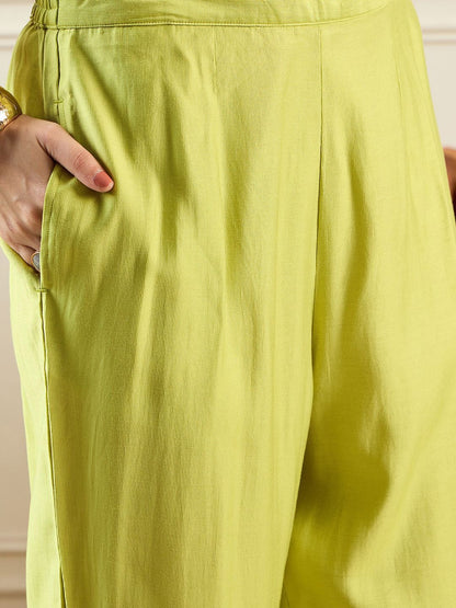 Dhiyona IE Geometric Embroidered Thread Work Liva Straight Kurta With Trousers & Dupatta
