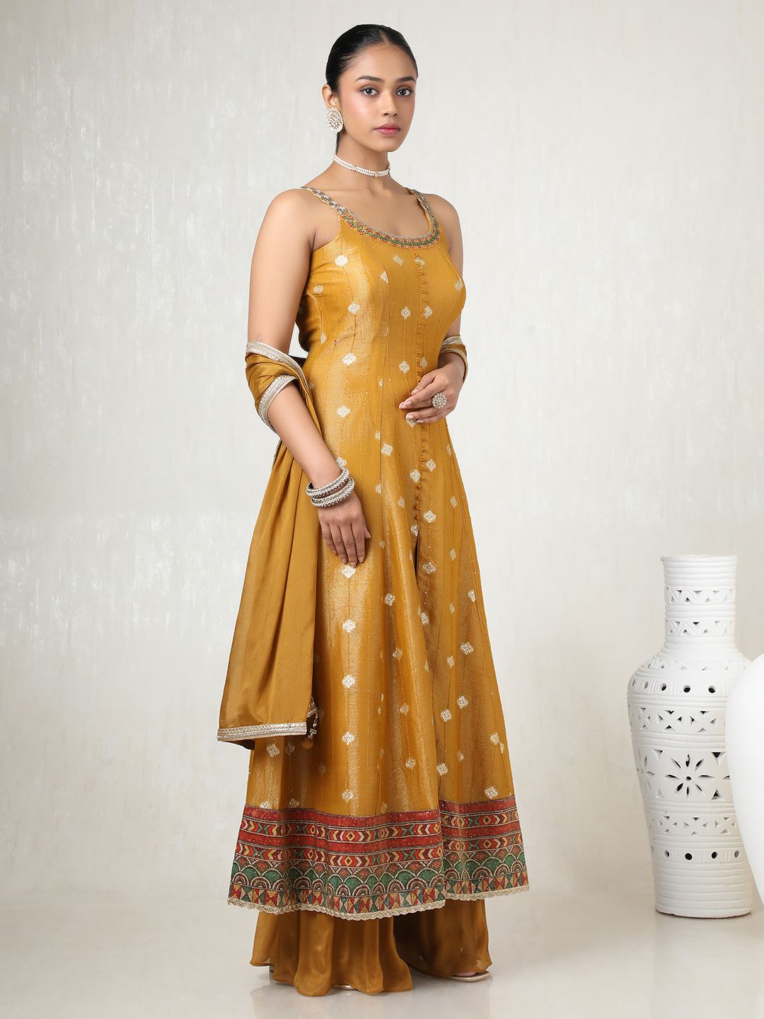 Dhiyona SO Women's Women Alina Cut Floral Regular Sequinned Kurta with Palazzos & With Dupatta