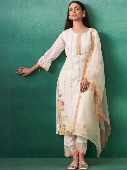 Women Floral Embroidered Kurta with Trousers & Dupatta