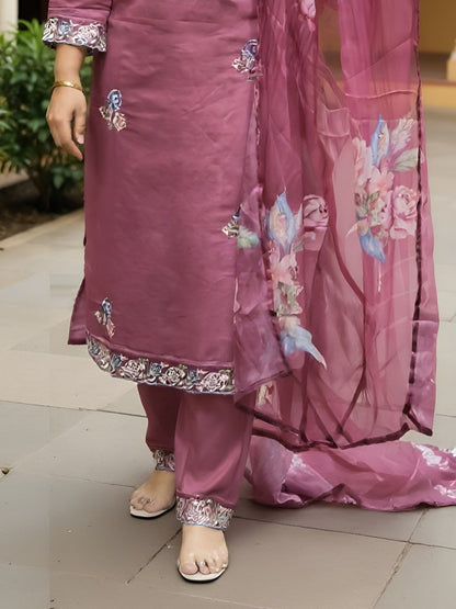 Floral Embroidered Thread Work Straight Kurta With Trousers & Dupatta