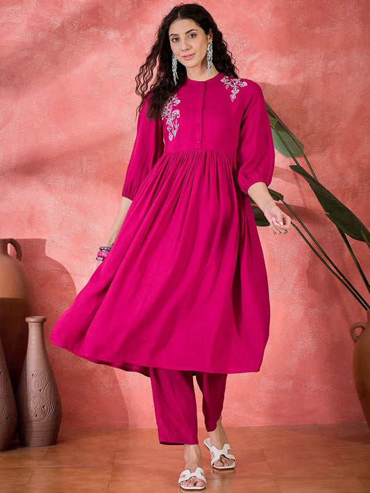 Dhiyona SN Women's Floral Embroidered Band Collar Anarkali Kurta With Trousers