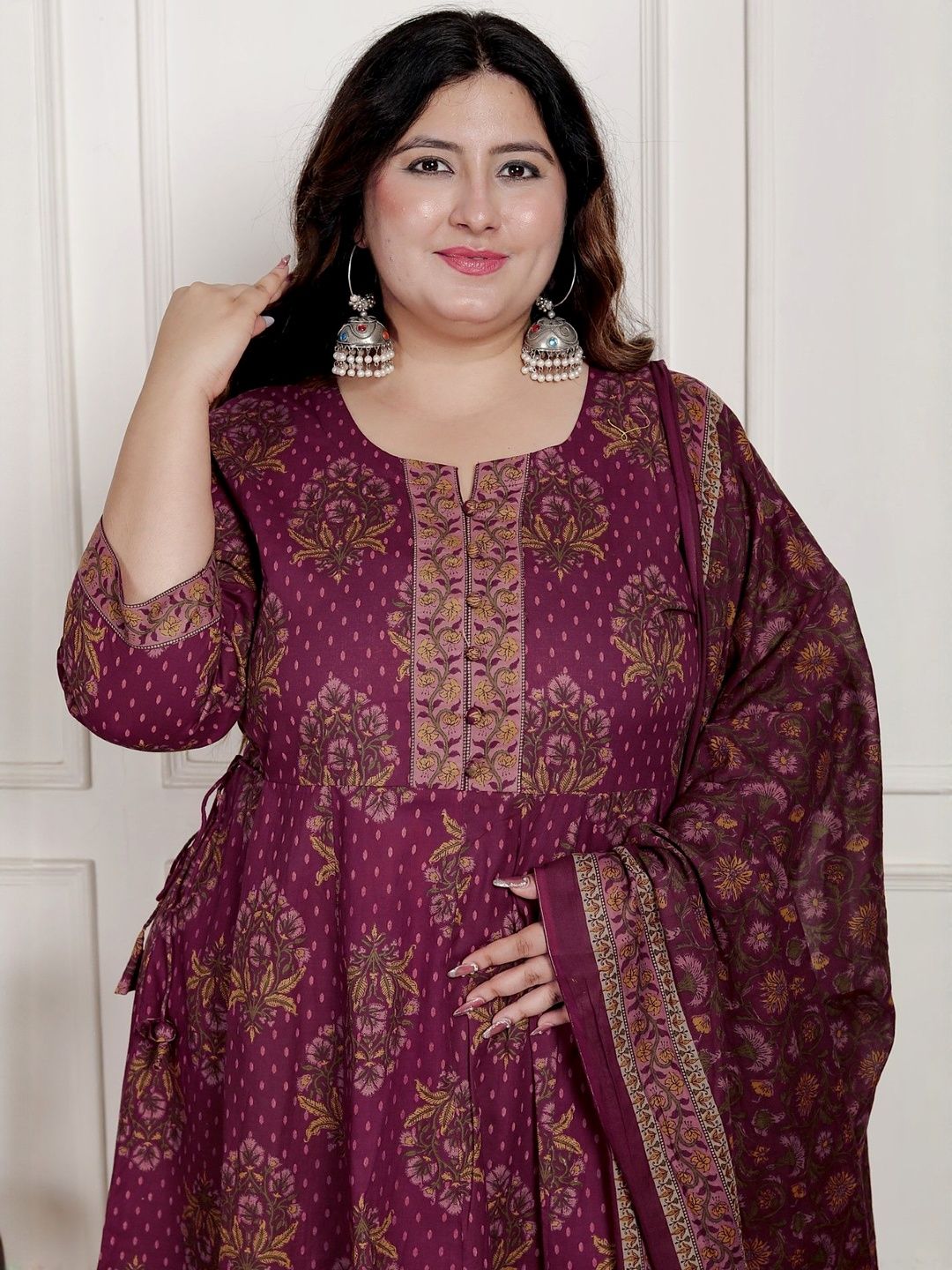 Dhiyona KL Women Floral Printed Empire Pure Cotton Kurta with Trousers & With Dupatta