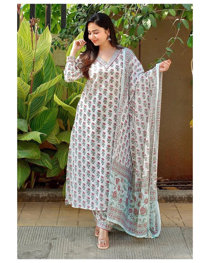 Women White Printed Viscose Rayon Kurta And Pant Set