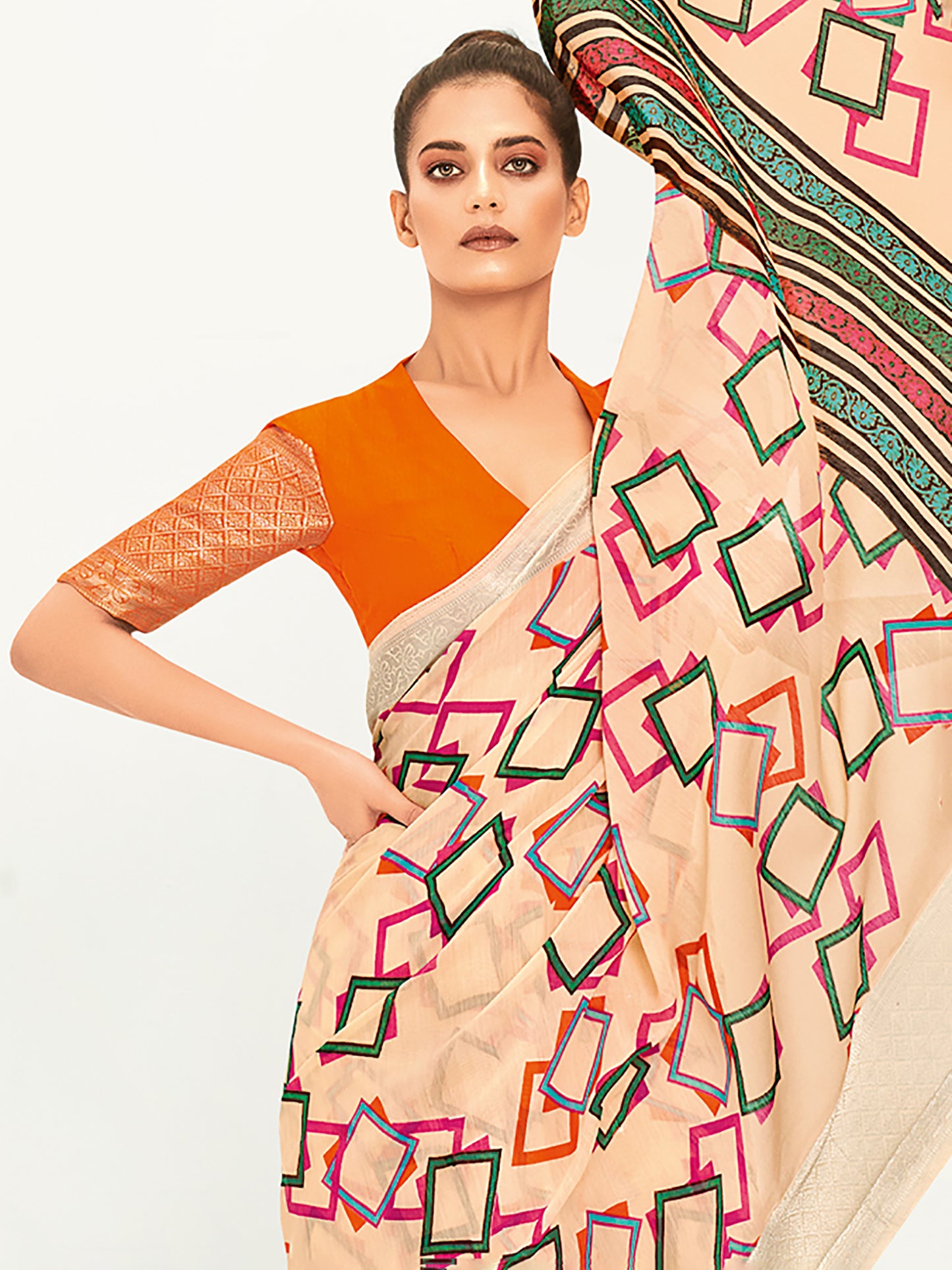 Women's Cotton Blend Cream Printed Designer Saree With Blouse Piece