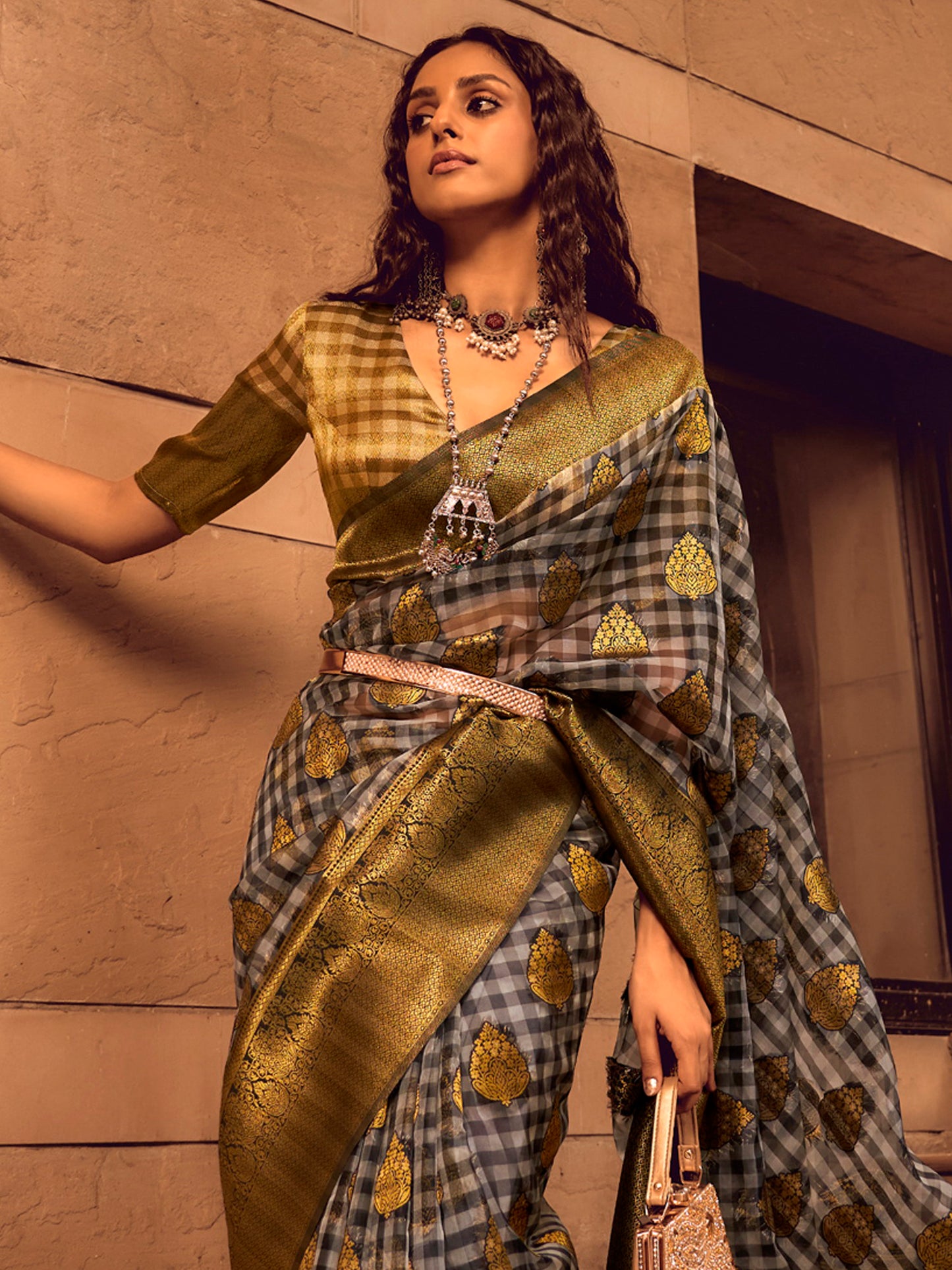 Women's Organza Grey Woven Design Designer Saree With Blouse Piece