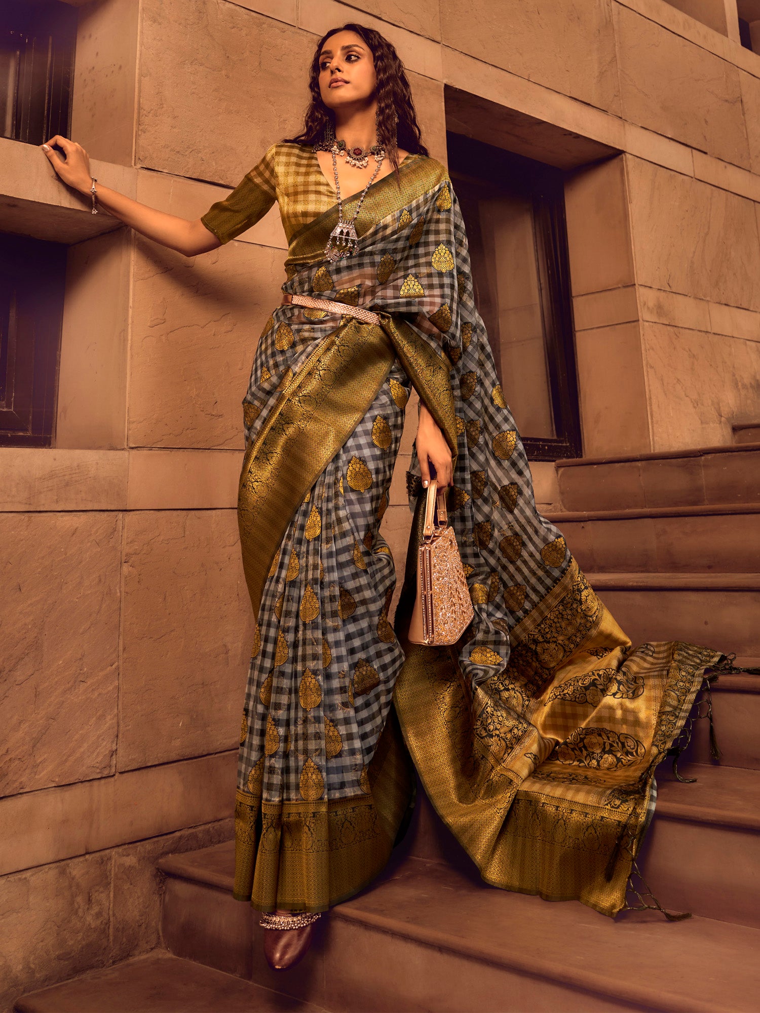 Women's Organza Grey Woven Design Designer Saree With Blouse Piece