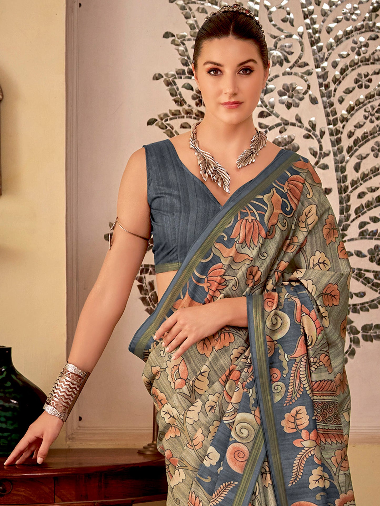 Women's Silk Blend Sea Green Printed Designer Saree With Blouse Piece