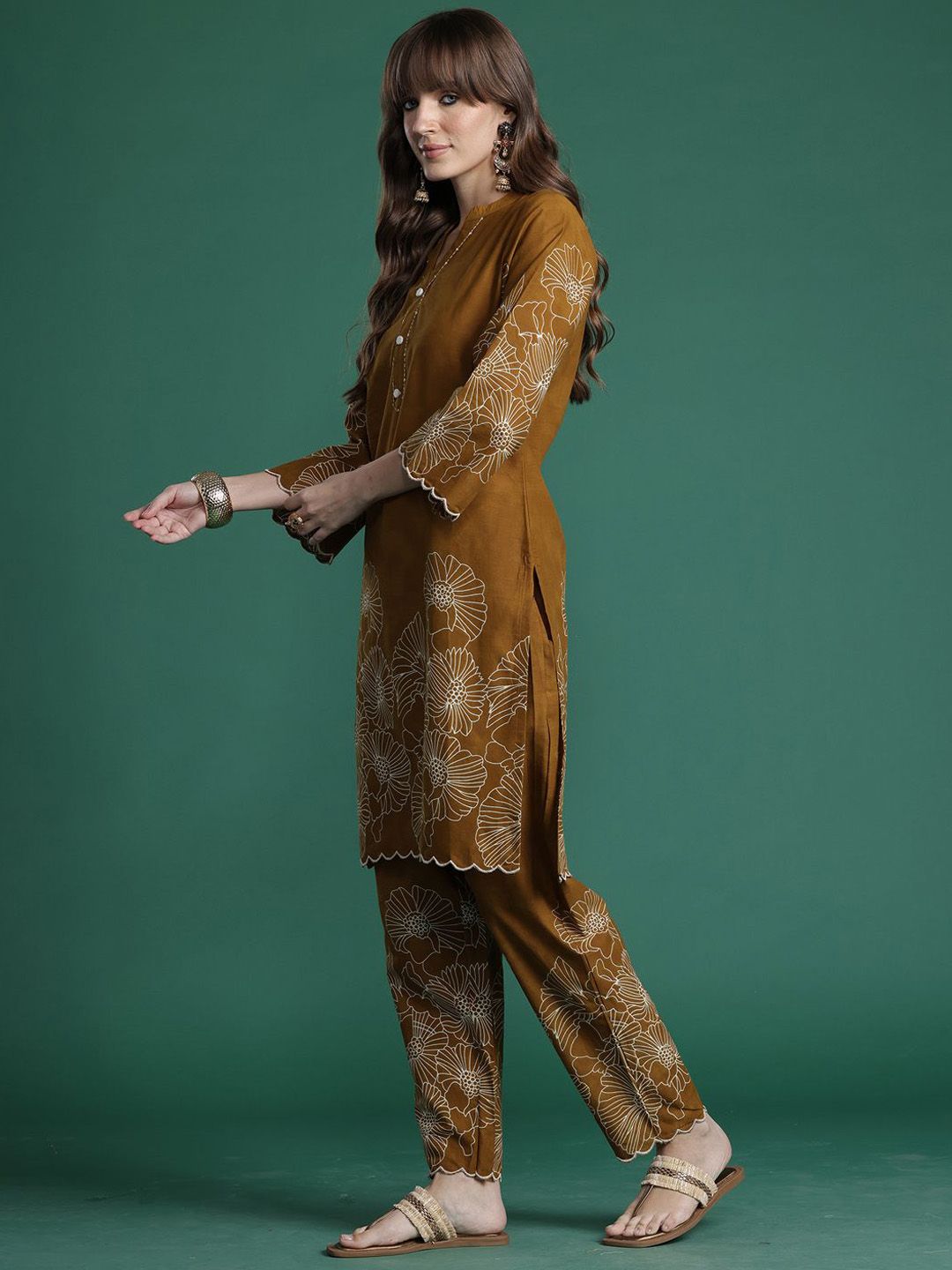 Dhiyona IE Embroidered Straight Tunic & Trousers Co-Ord Set