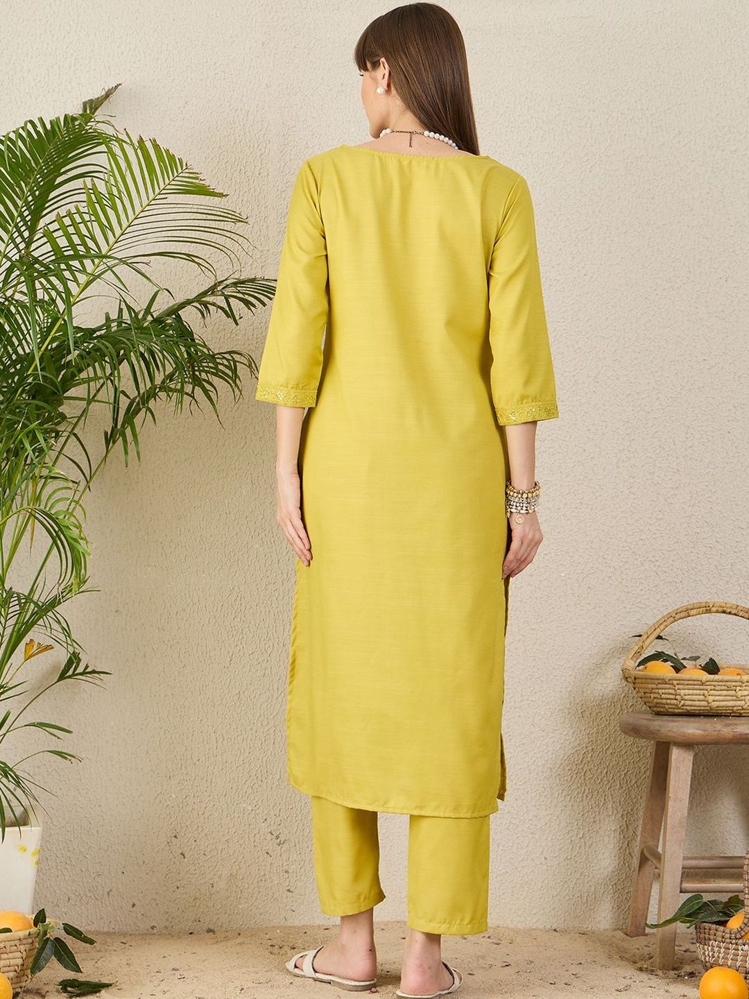 Women Solid Kurta with Trousers