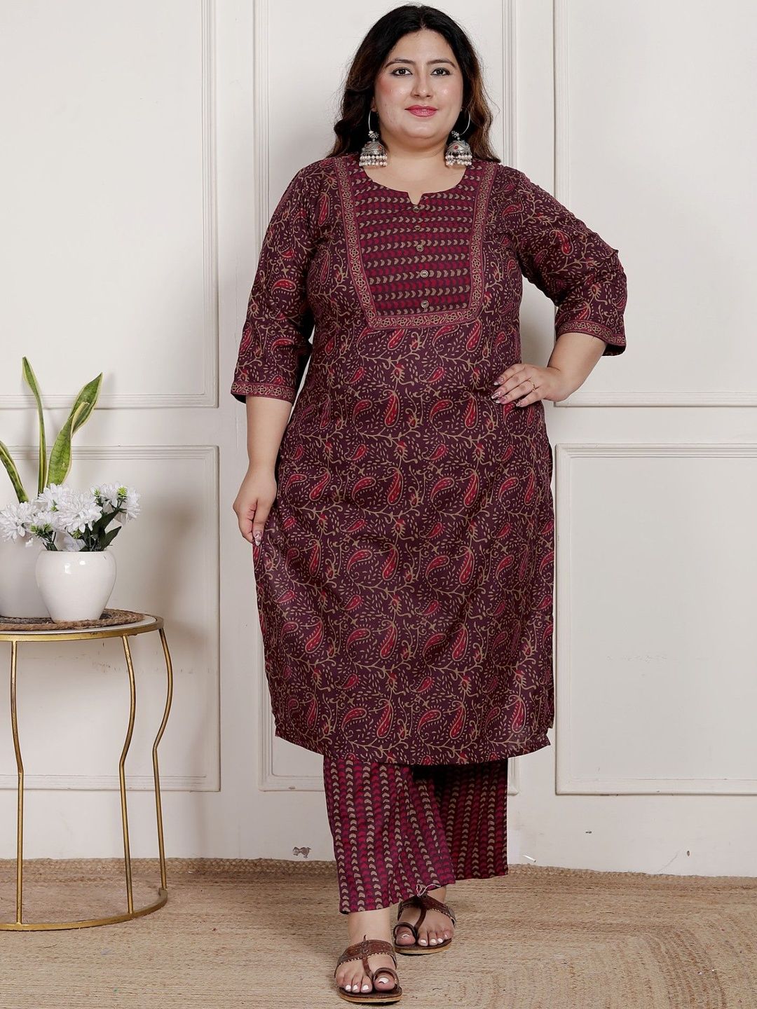 Dhiyona KL Women Paisley Printed Pure Cotton Kurta with Palazzos & With Dupatta