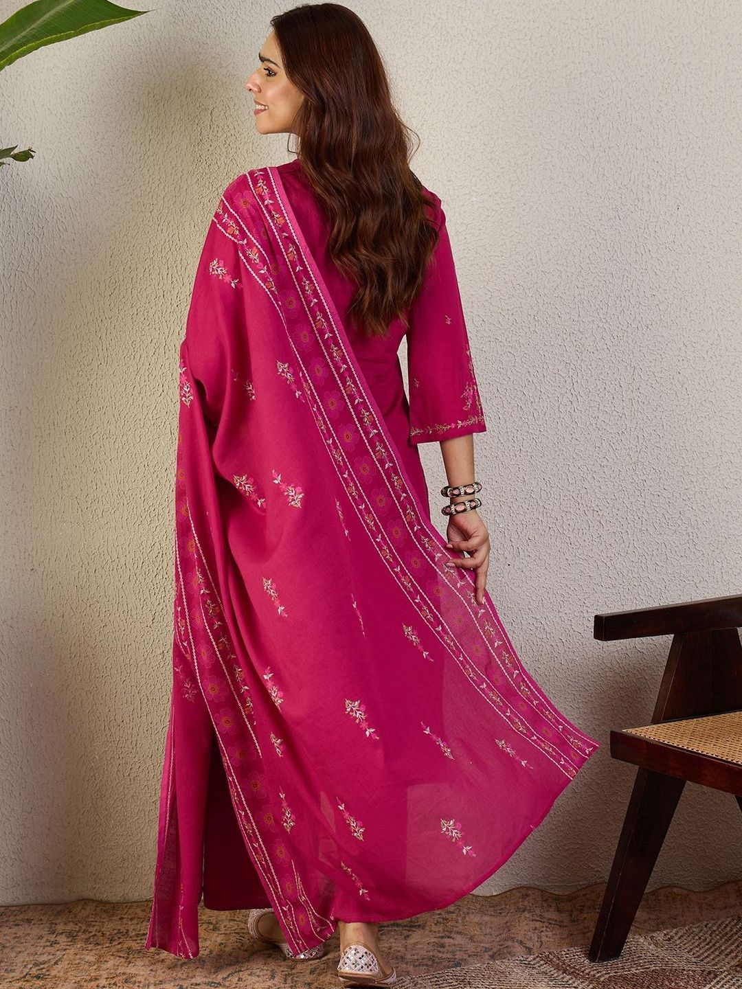 Embroidered Notch Neck Thread Work Pure Cotton Kurta With Trousers & Dupatta