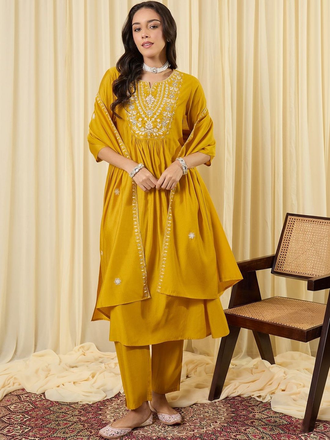 Women Ethnic Motifs Embroidered Tiered Thread Work Kurta with Trousers & With Dupatta