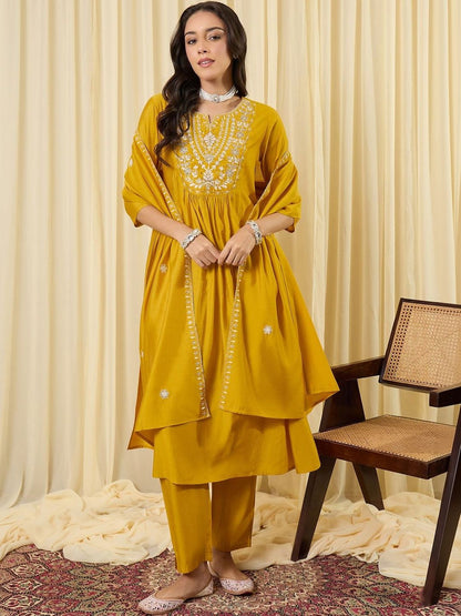 Women Ethnic Motifs Embroidered Tiered Thread Work Kurta with Trousers & With Dupatta