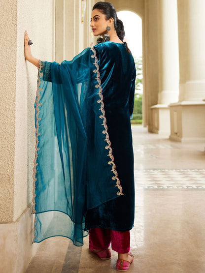 Women Ethnic Motifs Embroidered Regular Velvet Kurta with Trousers & Dupatta