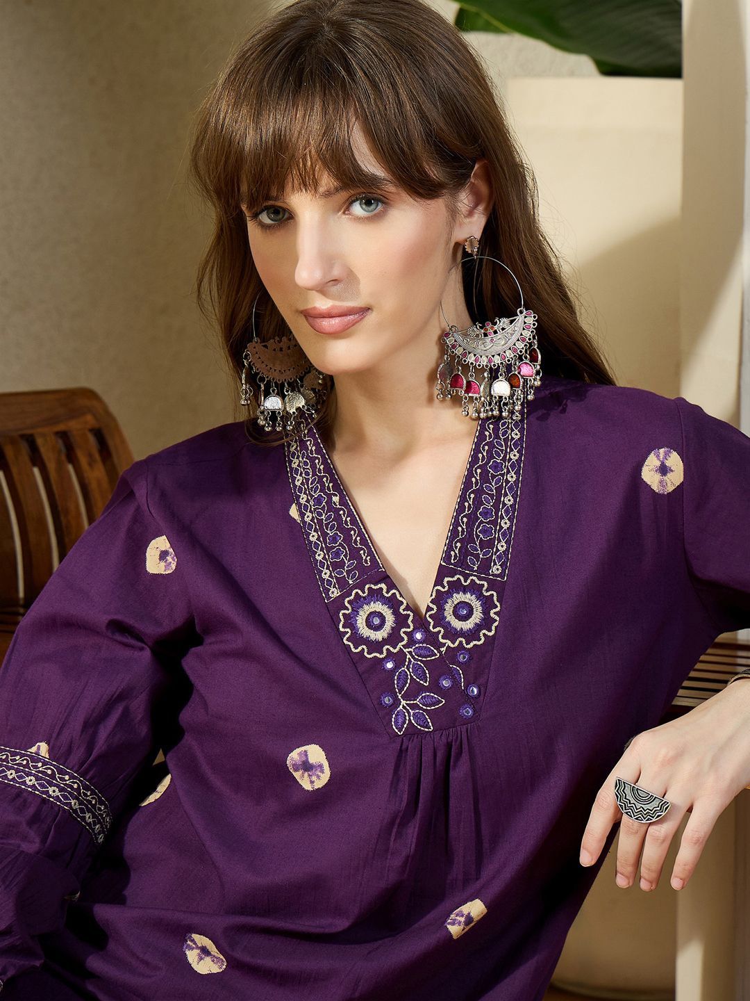 Dhiyona IE Ethnic Motifs Embroidered Pure Cotton V-Neck Tunic With Trousers