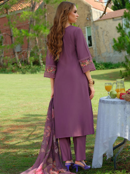 Women Embroidered Thread Work Kurta with Trousers & Dupatta