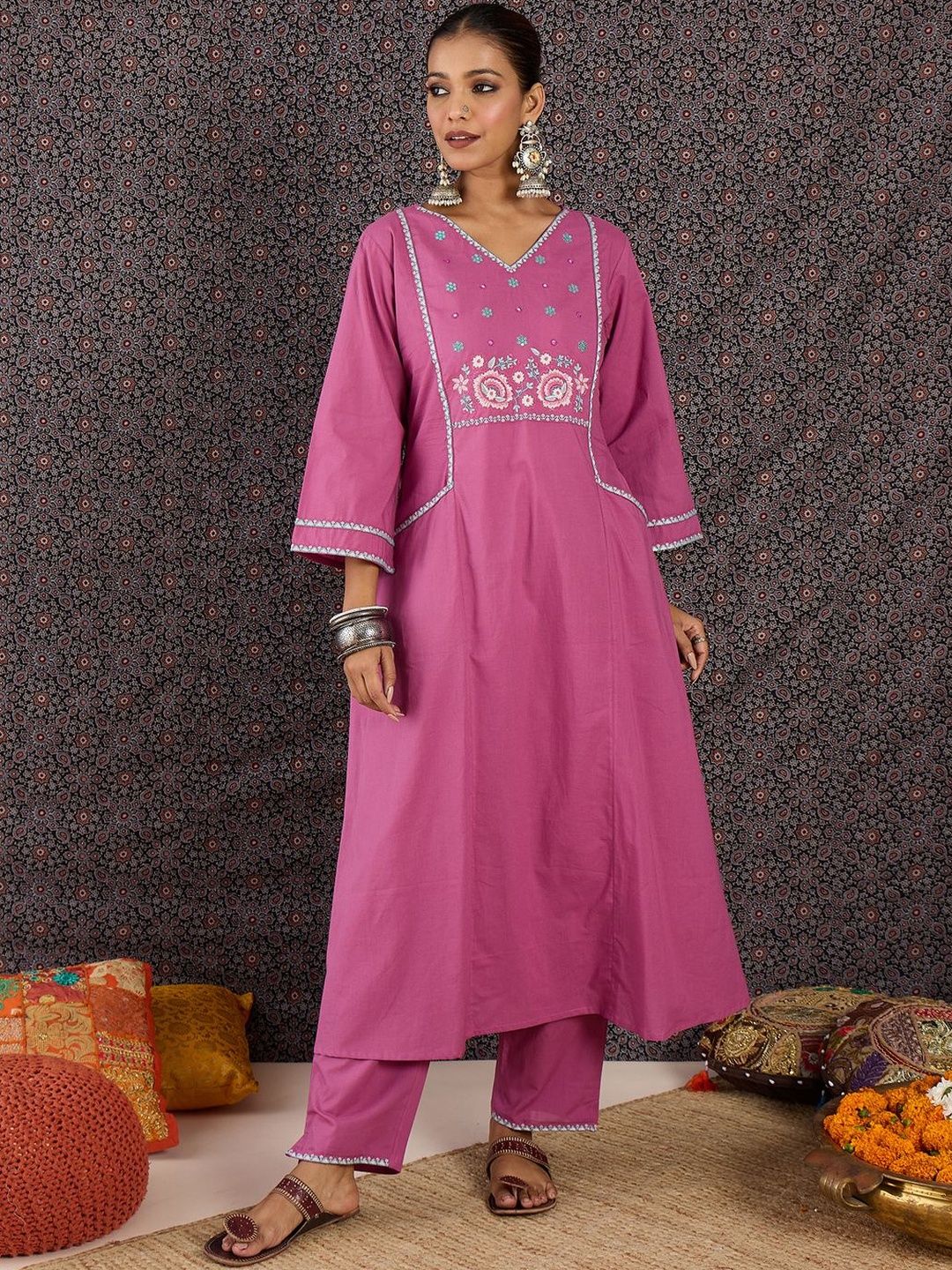 Women Floral Embroidered Panelled Thread Work Pure Cotton Kurta with Trousers & With Dupatta