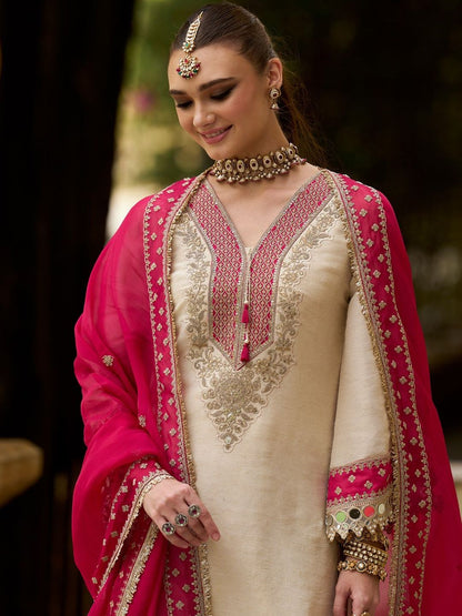 Ethnic Motifs Embroidered V-Neck Mirror Work Kurta With Trousers & Dupatta