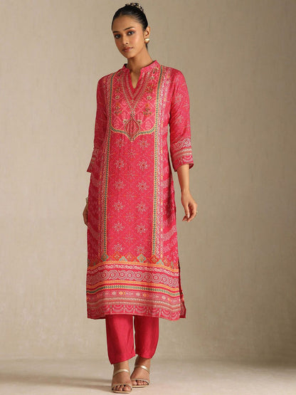 Dhiyona SO Women's Floral Printed Mandarin Collar Sequinned Straight Kurta With Trousers And Dupatta