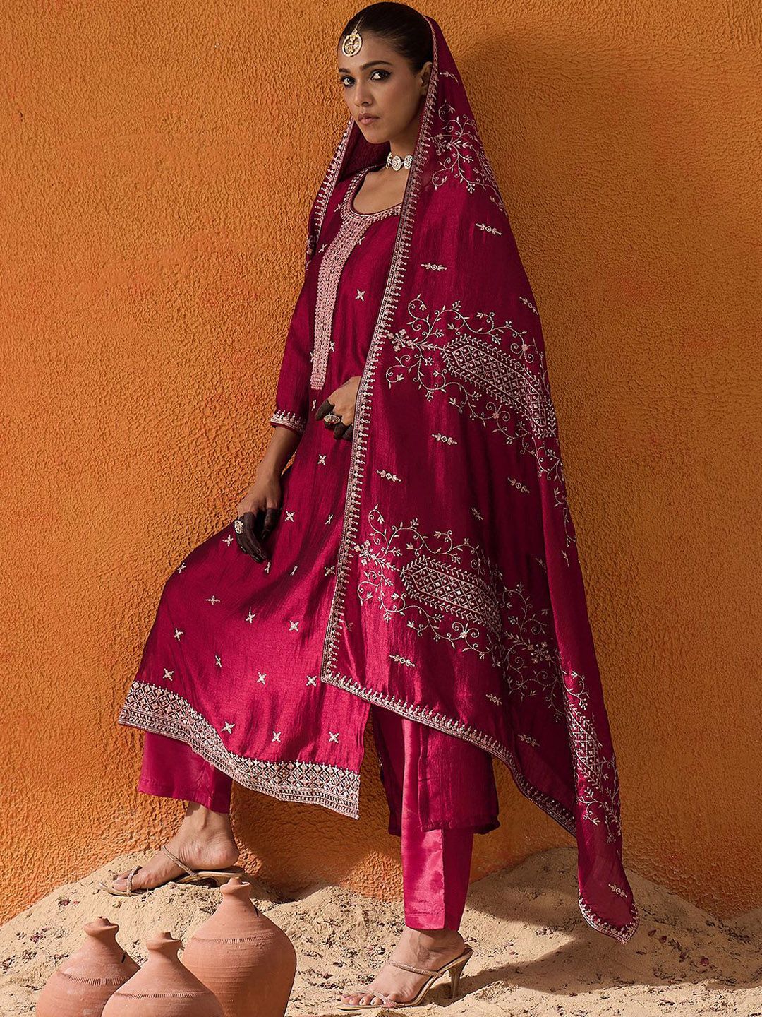 Dhiyona IE Ethnic Motifs Embroidered Thread Work Straight Kurta With Trousers & Dupatta