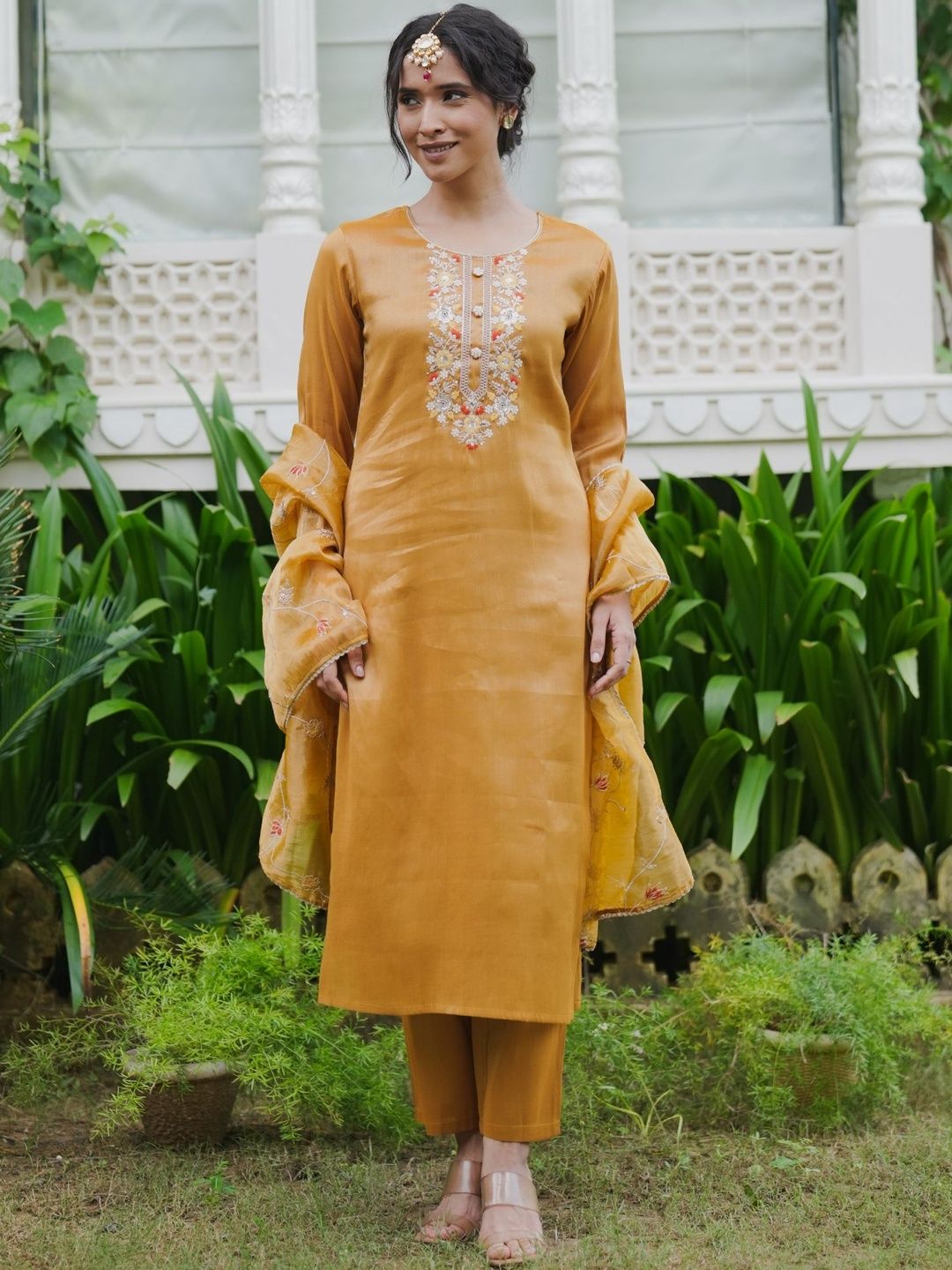 Ethnic Motifs Embroidered Straight Thread Work Kurta With Trouser & Dupatta