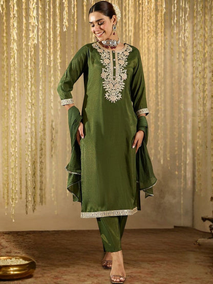 Women Ethnic Motifs Embroidered Regular Thread Work Kurta with Trousers & With Dupatta