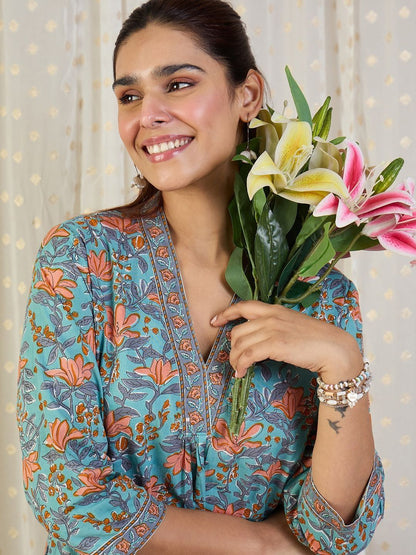 Floral Printed V-Neck Pure Cotton A-Line Kurta With Trousers
