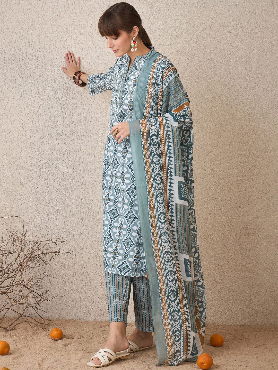 Dhiyona IE Abstract Printed Pure Cotton Straight Kurta With Trousers & Dupatta