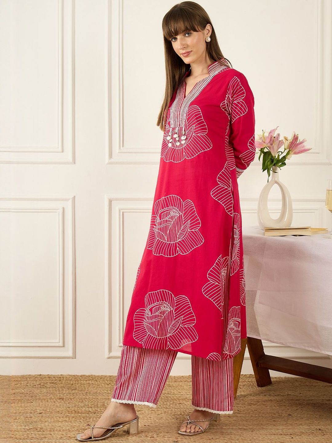 Dhiyona IE Printed V-Neck Three-Quarter Sleeves Pure Cotton Tunic And Trousers