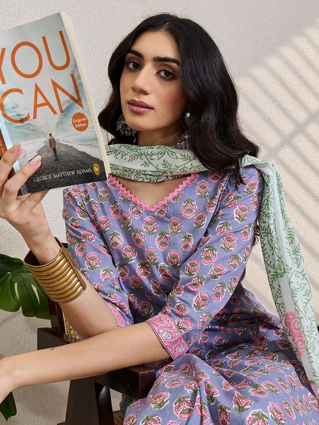 Women Floral Printed V-Neck Pure Cotton Kurta with Trousers & Dupatta