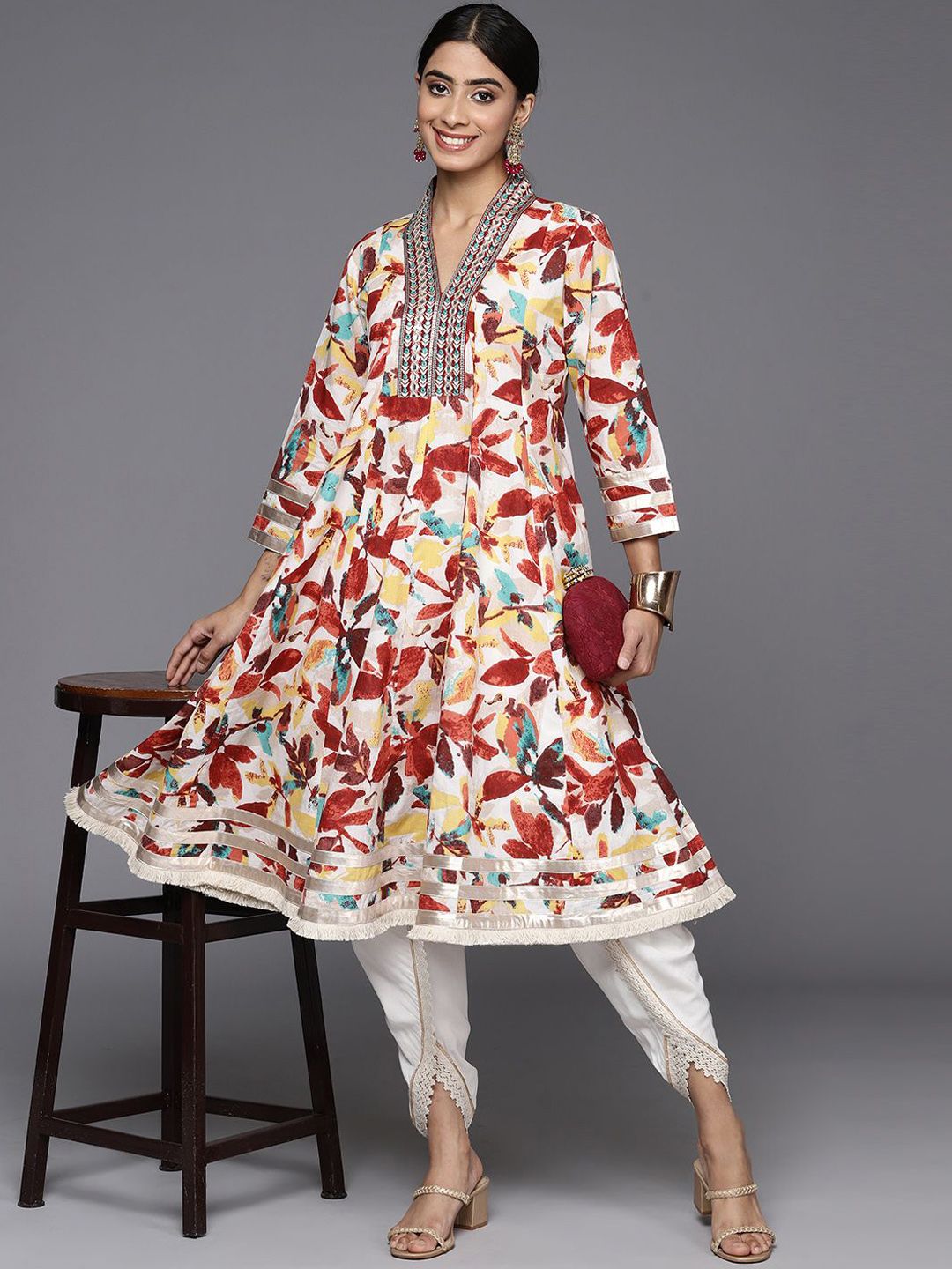Dhiyona VA Women'sFloral Printed Panelled Mirror Work Pure Cotton Kurta With Dhoti Pants