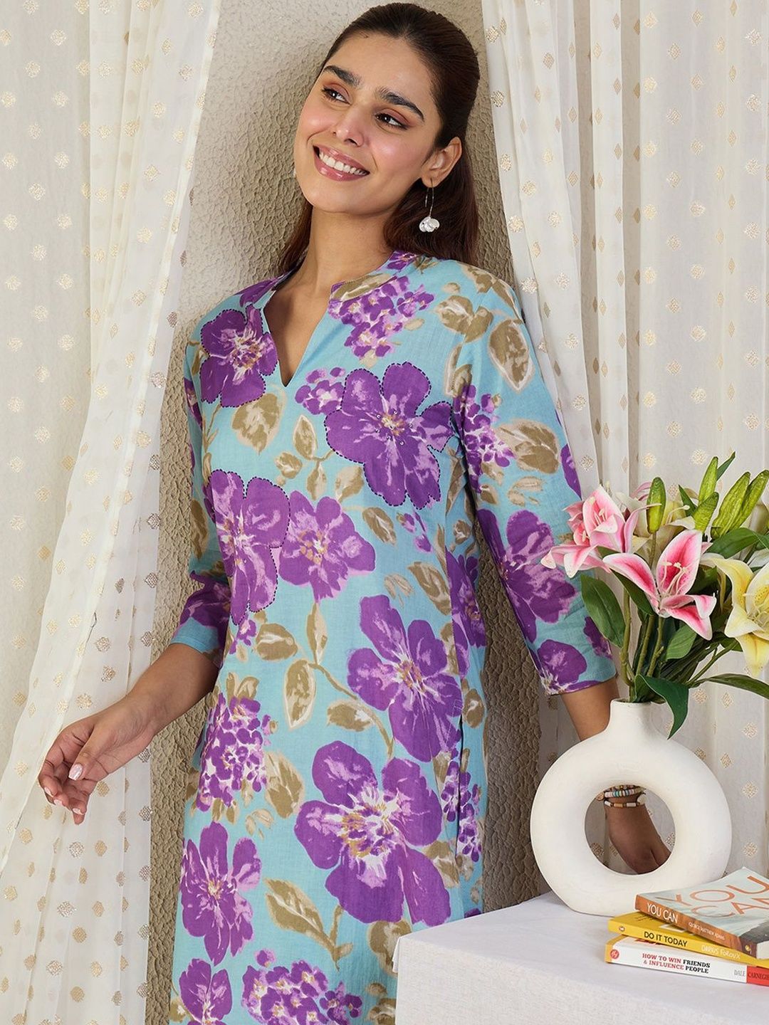 Floral Printed V-Neck Pure Cotton Straight Kurta With Trousers