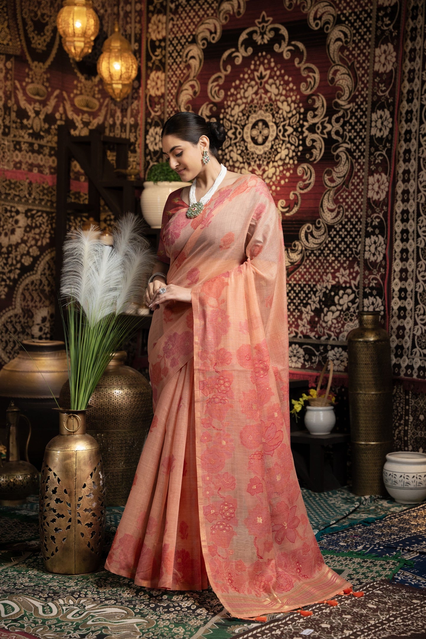 Dhiyona GR Women's Devanshi Peach Soft Cotton Jamdani Saree