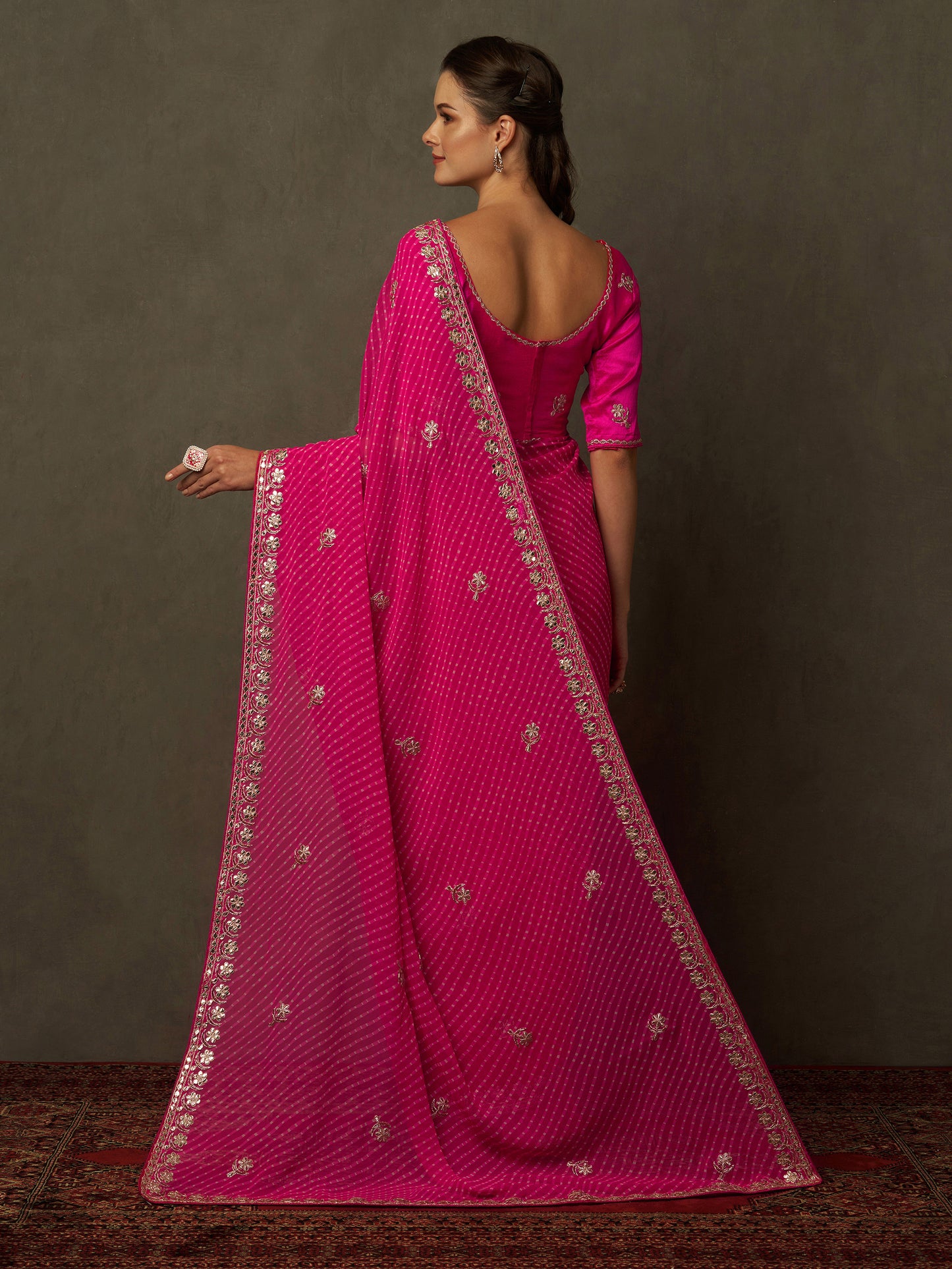 Women's Georgette Pink Embellished Designer Saree With Blouse Piece