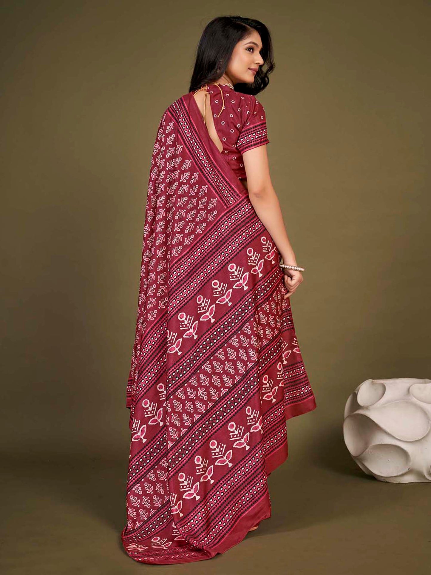 Women's Dola Silk Maroon Printed Designer Saree With Blouse Piece