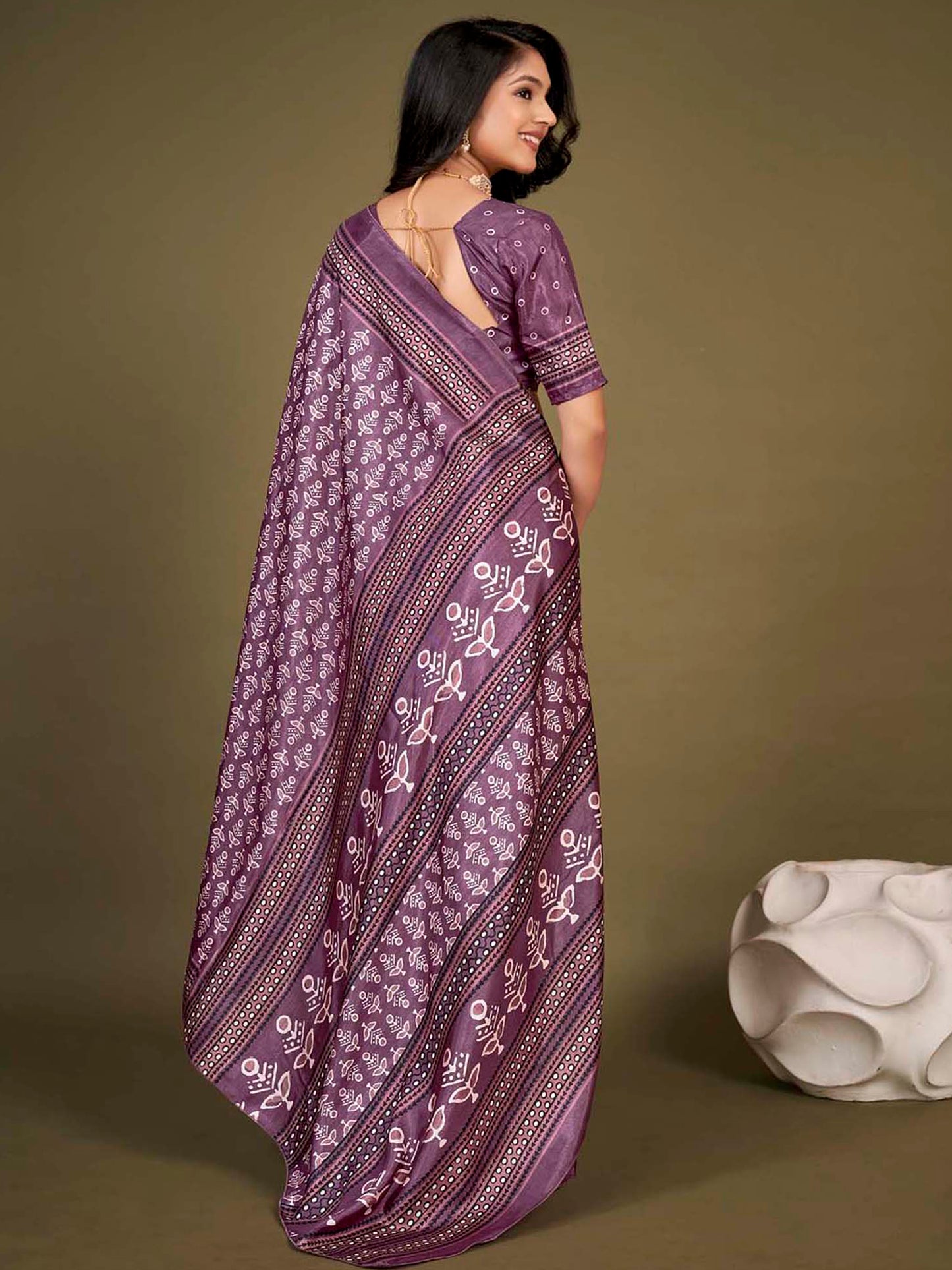 Women's Dola Silk Mauve Printed Designer Saree With Blouse Piece