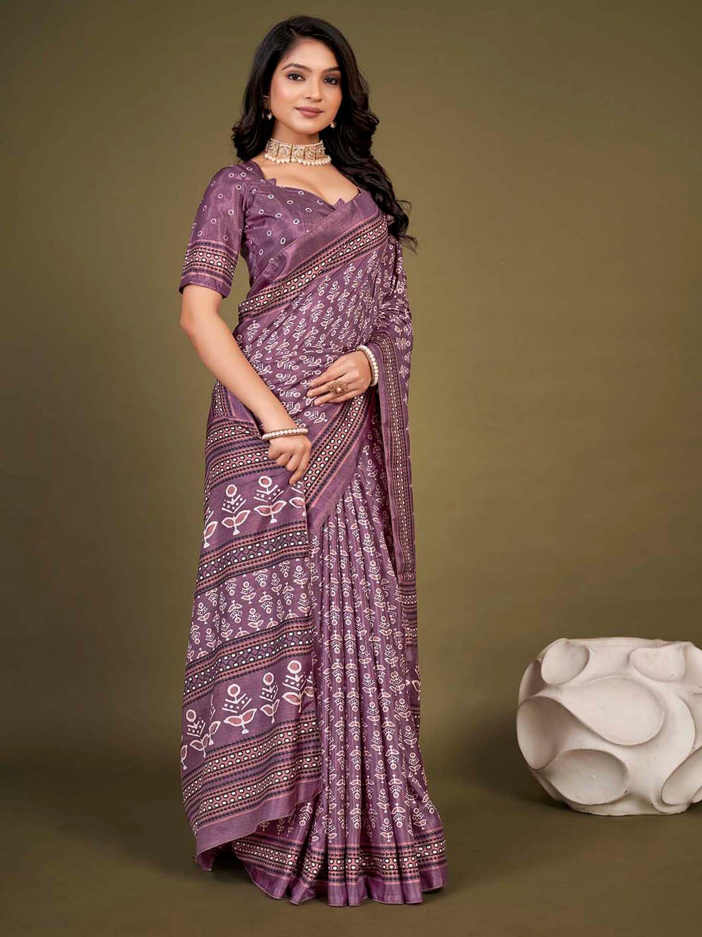 Women's Dola Silk Mauve Printed Designer Saree With Blouse Piece