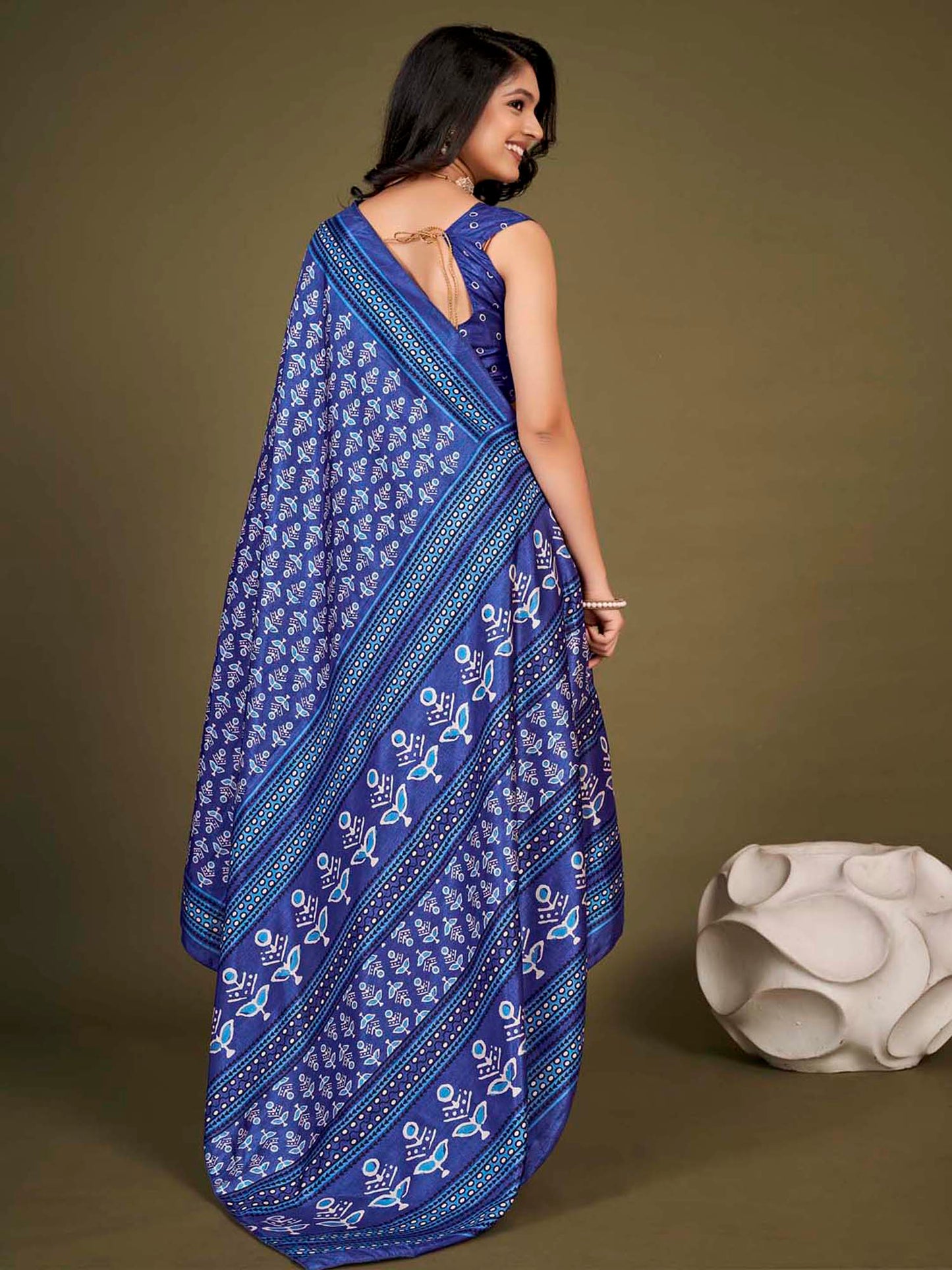 Women's Dola Silk Purple Printed Designer Saree With Blouse Piece